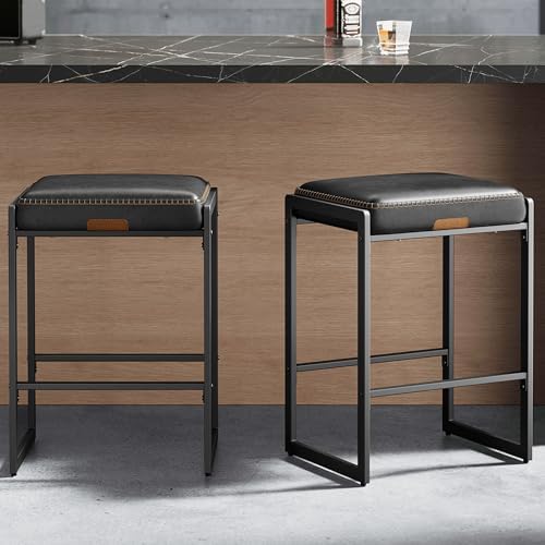 VASAGLE Bar Stools Set of 2, Counter Height, PU Leather, 26-Inch by VASAGLEbySONGMICSHOME
