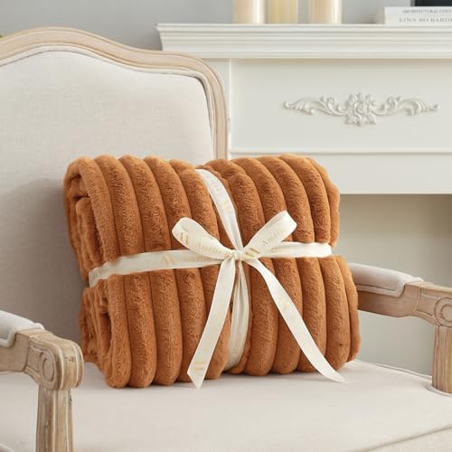 Amélie Home Soft Faux Fur Throw Blanket for Couch, Orange Brown, 55"x70" - Image 3