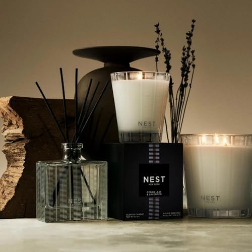 NEST New York Reed Diffuser, Cedar Leaf & Lavender - 5.9 fl oz - Fragrance for Up to 90 Days - Reusable, Refillable Glass Holder - Includes 8 All-Natural Reed Sticks - Flame Free - Image 3