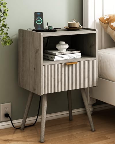 JOONEE Nightstand with Outlet,Modern Bedside Table with Storage Drawer and Open Wood Shelf, for Living Room, Bedroom and Small Spaces, Accent Night Stand with Solid Wood Legs, Easy Assembly,Grey Oak by JOONEE