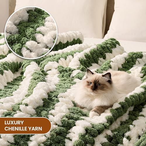L'AGRATY Chunky Knit Throw Blanket for Couch, 60 x 80 Inches, Green White - Image 3