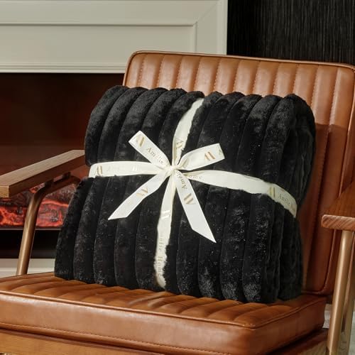Amélie Home Soft Striped Faux Fur Throw Blanket for Couch, Black, 55"x70" - Image 6