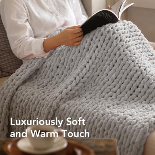 L'AGRATY Chunky Knit Throw Blanket for Couch, 50'' x 70'' Knit Throw, Grey - Image 4