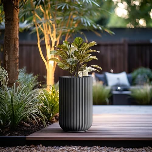 Kante Accent Round Column Black Concrete Planter 17.7" Tall, Outdoor - Image 4