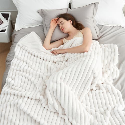 Amélie Home Soft Striped Faux Fur Throw Blanket for Bed, Ivory, 60"x80" - Image 2
