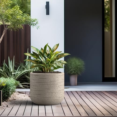 Kante XLarge Round Capsule Weathered Concrete Planter 17.3" Dia, Outdoor - Image 5