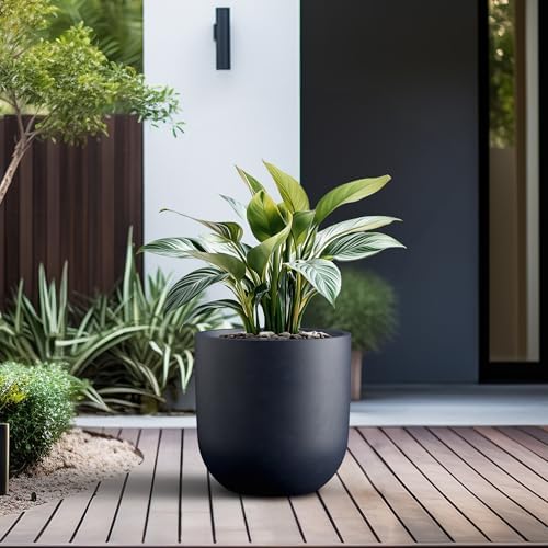 Kante Small Round Capsule Charcoal Concrete Planter 11" Dia, Outdoor - Image 3