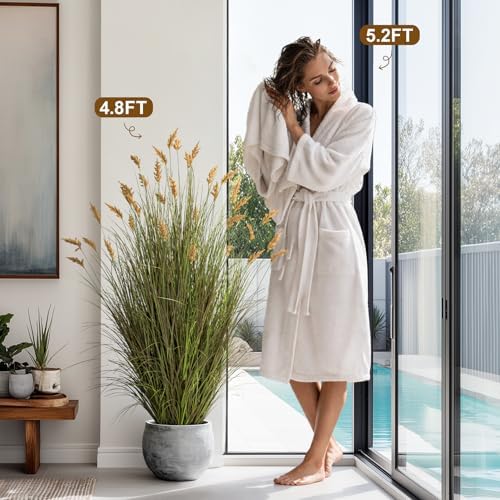 Lifelike Faux Plastic plantas Synthetic Pampas Grass Indoor Outdoor Realistic Floor Plants pet Friendly Artificial Grass for Home Office Wedding Patio Front Fake Grass Decor Housewarming Gift - Image 3