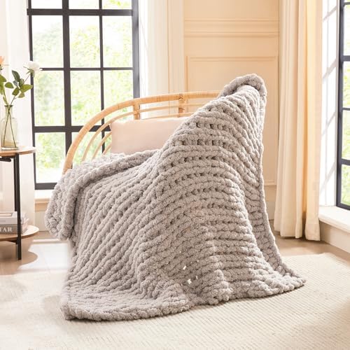 L'AGRATY Chunky Knit Throw Blanket for Couch, 40'' x 50'' Knit Throw, Grey by LAGRATY