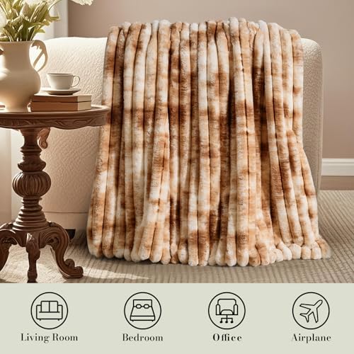 Amélie Home Soft Faux Fur Throw Blanket for Couch, Tie-dye Khaki, 55"x70" - Image 5