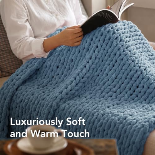 L'AGRATY Chunky Knit Throw Blanket for Couch, 50 x 70 Inches, Airy Blue - Image 4