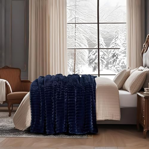 Amélie Home Soft Faux Fur Throw Blanket for Couch, Navy Blue, 55"x70" - Image 2
