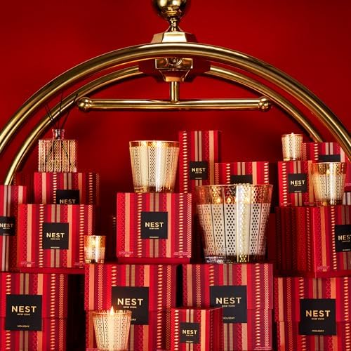 NEST New York Scented Classic Christmas Candle, Holiday - 8.1 oz - Up to 60-Hour Burn Time - Reusable Glass Vessel - Image 6