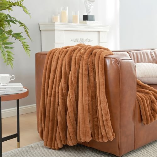 Amélie Home Soft Faux Fur Throw Blanket for Couch, Orange Brown, 55"x70" - Image 4