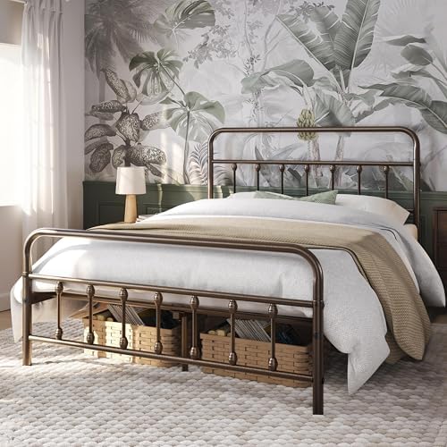 Yaheetech Queen Metal Platform Bed Frame, Victorian Headboard & Footboard - Image 3