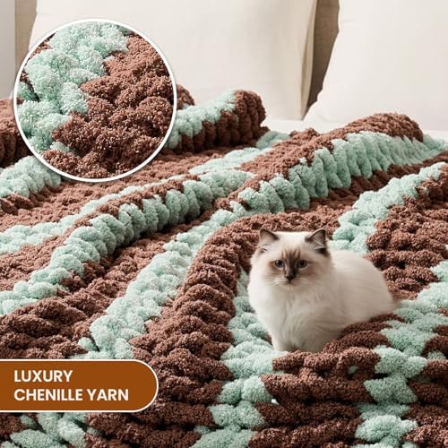 L'AGRATY Chunky Knit Throw Blanket for Couch, 50 x 60 Inches, Brown Green - Image 3