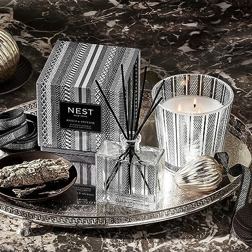 NEST New York Scented 3-Wick Candle, Amber & Incense - 21.2 oz - Up to 100-Hour Burn Time - Reusable Glass Vessel - Image 2
